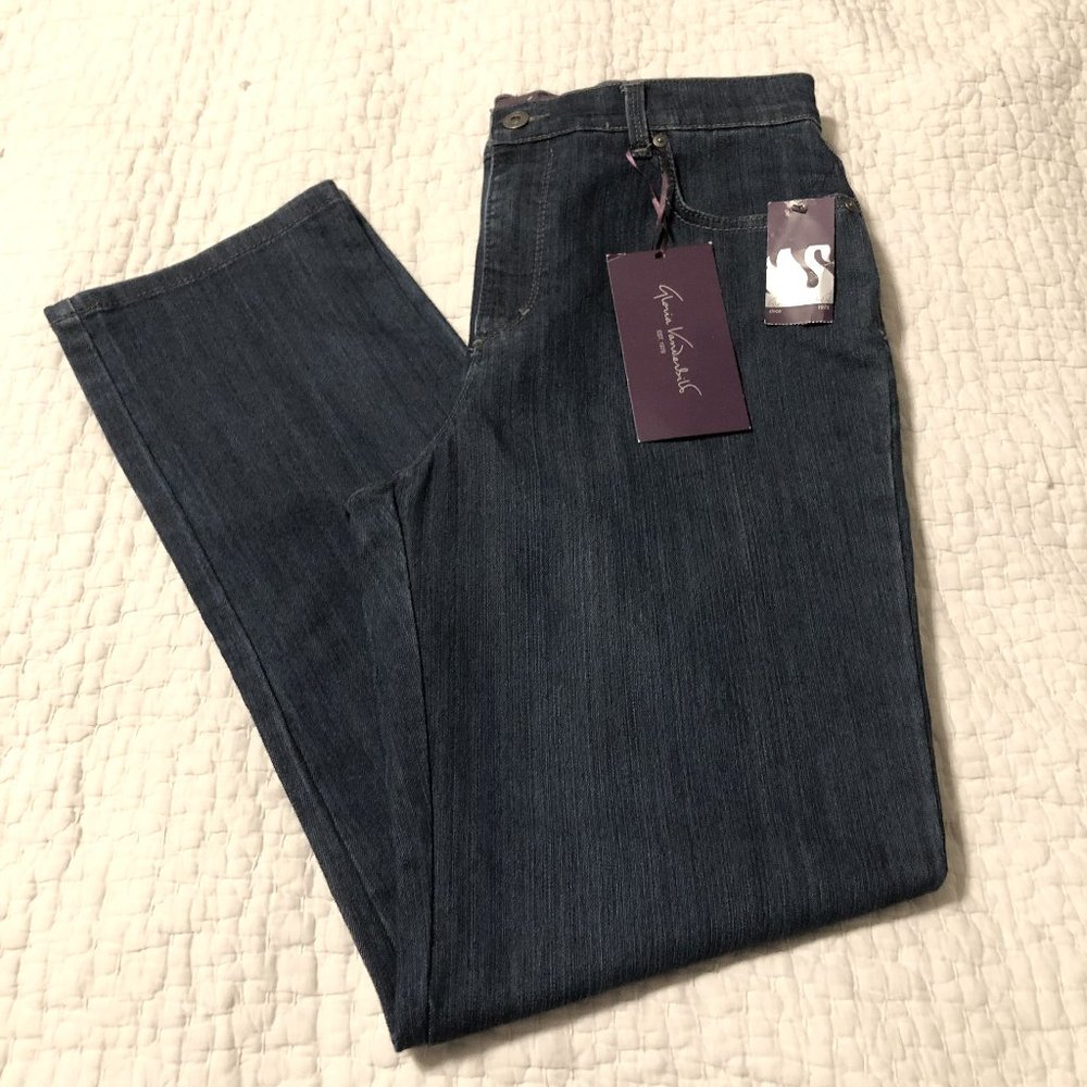 CLEARANCE NWT Gloria Vanderbilt Amanda Stretch Tapered Leg Slimming Dark Jeans